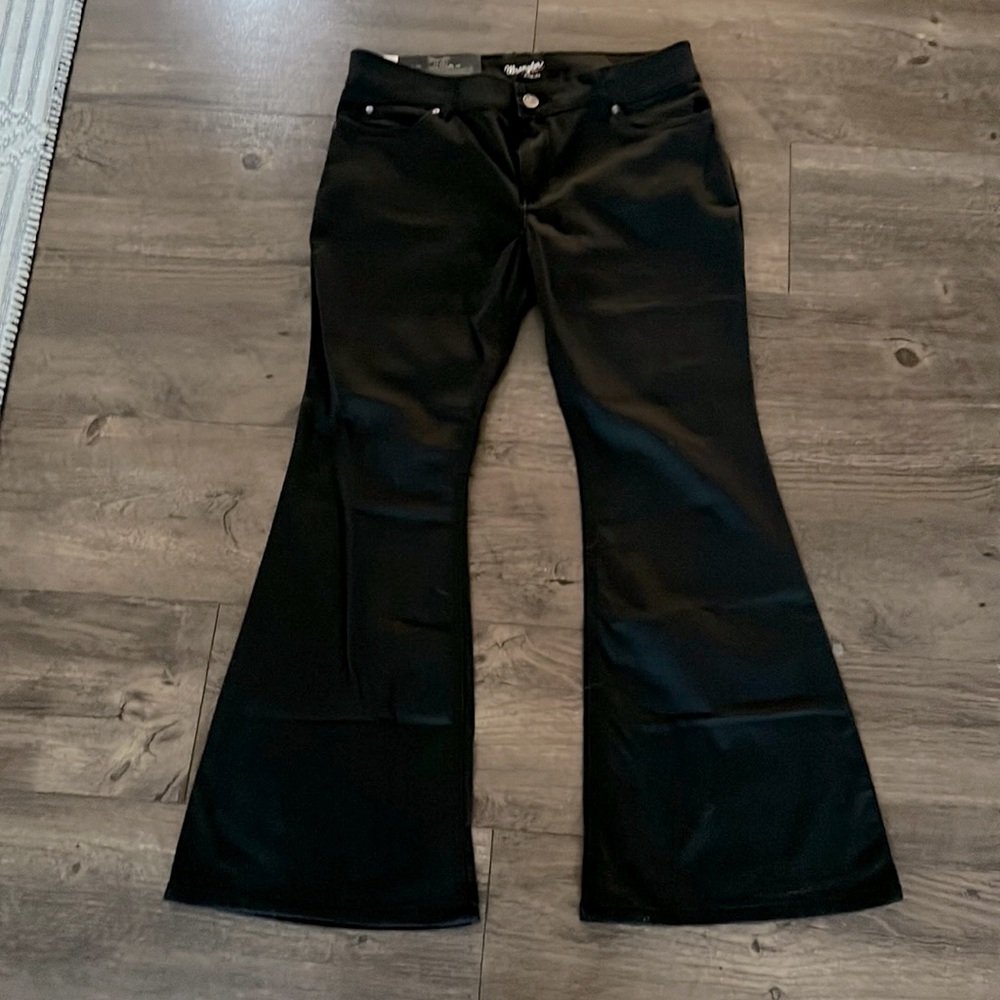 Black Wrangler retro stretch flare pants